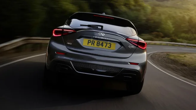 Erster Blick in den Infiniti Q30